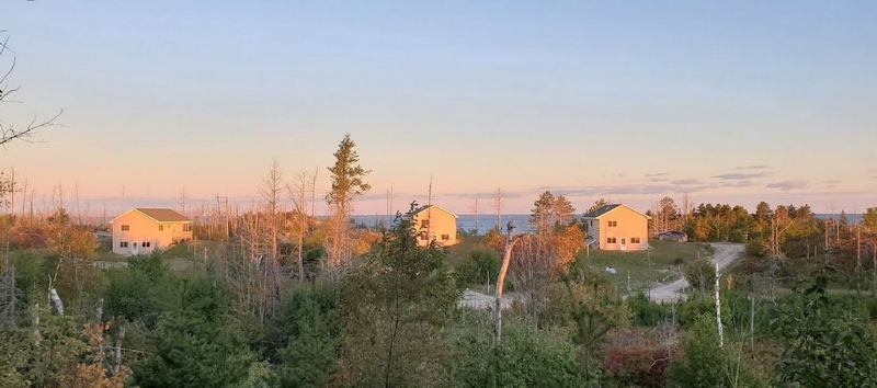 Rainbow Lodge - Web Listing (newer photo)